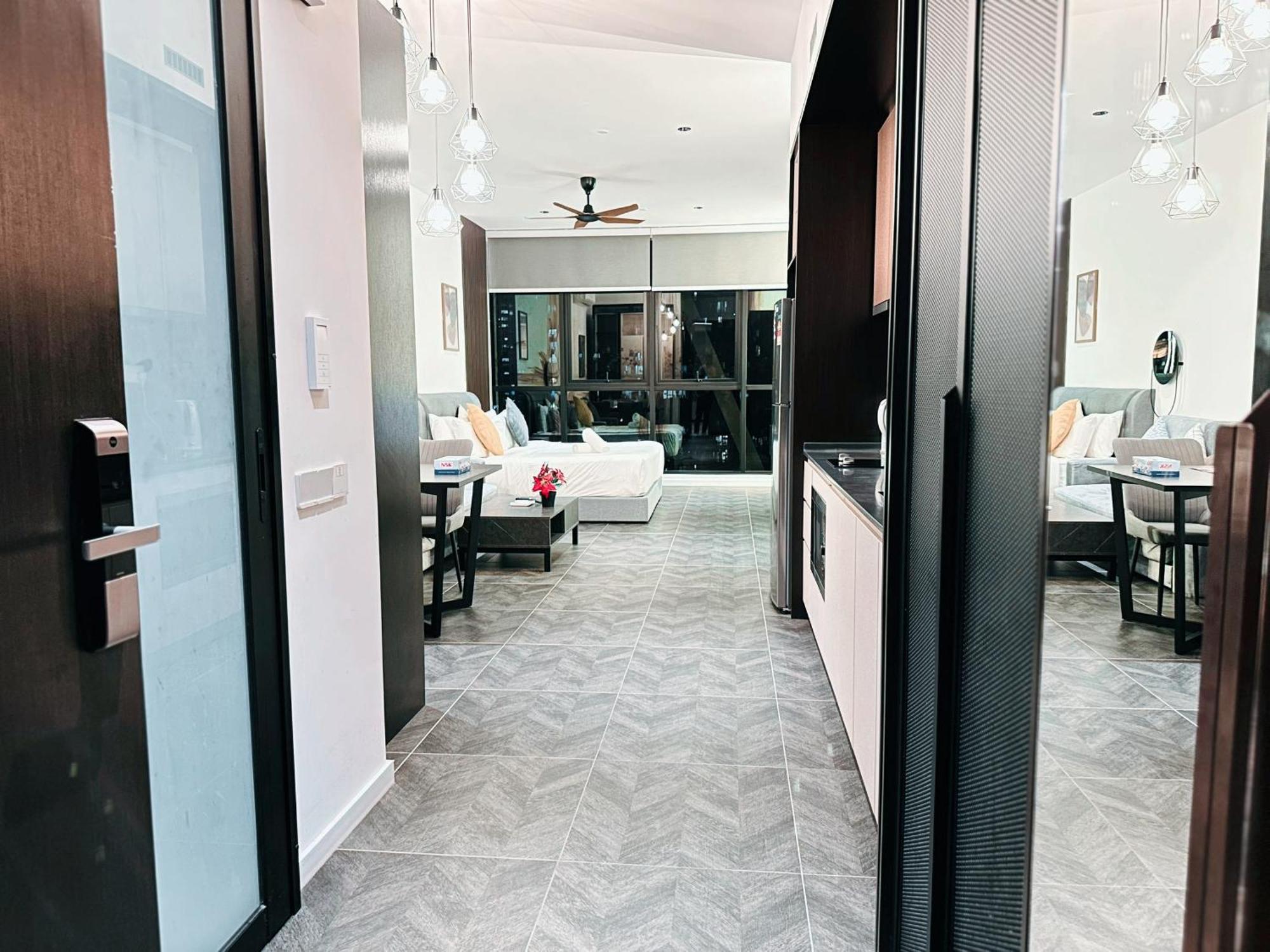 Scarletz Suites Klcc By Luxe Suites Κουάλα Λουμπούρ Δωμάτιο φωτογραφία