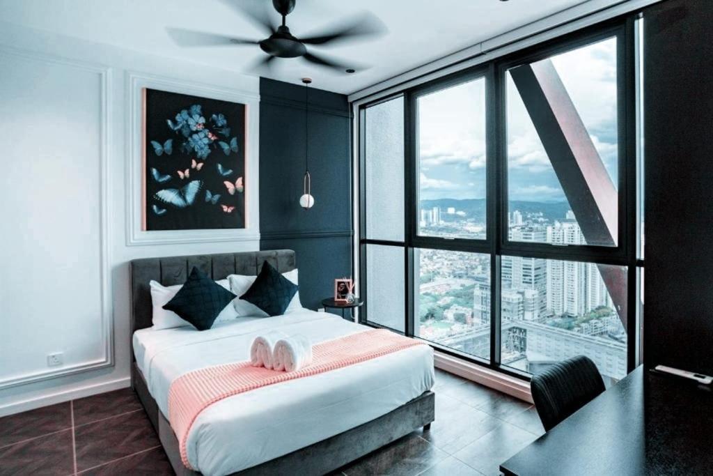 Scarletz Suites Klcc By Luxe Suites Κουάλα Λουμπούρ Εξωτερικό φωτογραφία